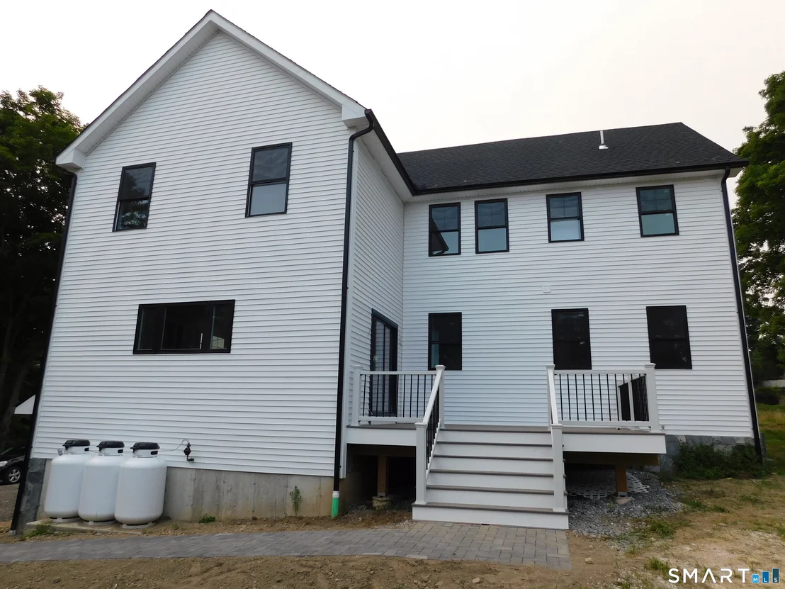 Photo of 60 Mohegan Road