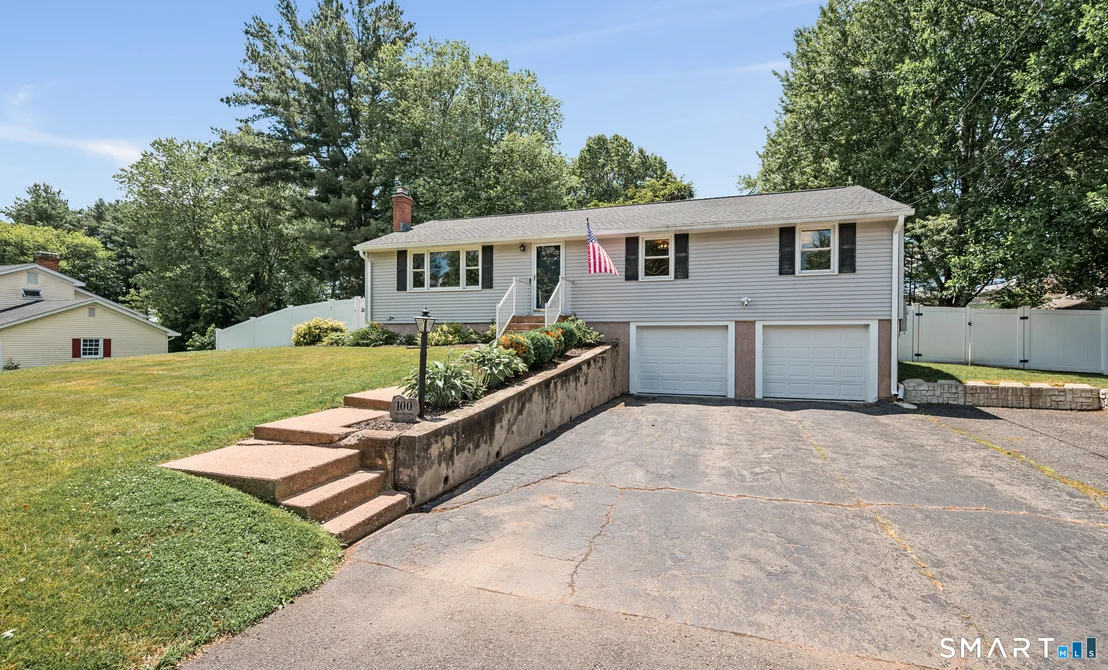 Photo of 100 Northview Drive
