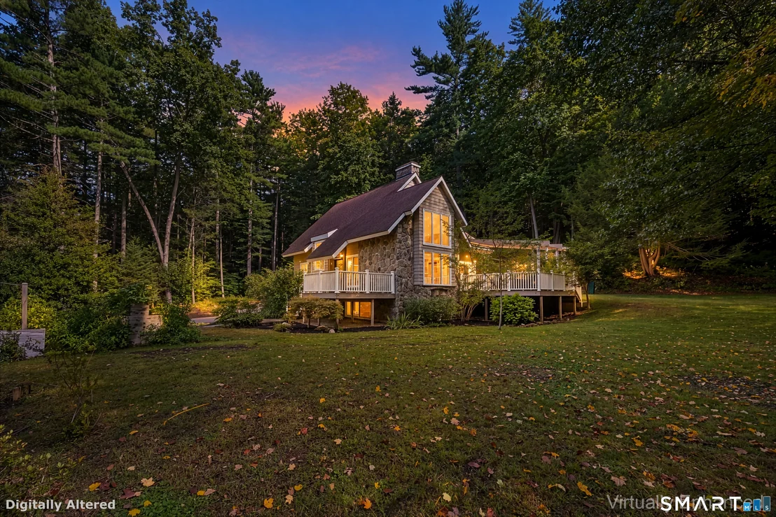 Photo of 82 River Road
