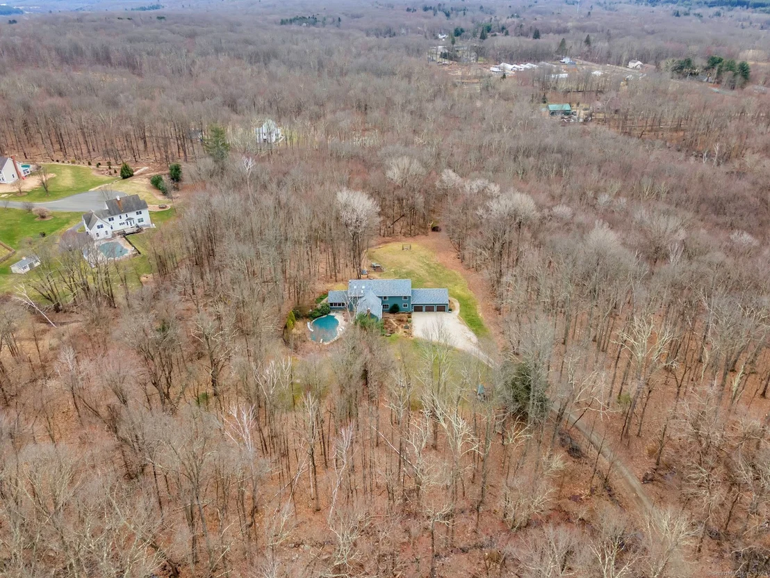 Photo of 95 Shanda Lane