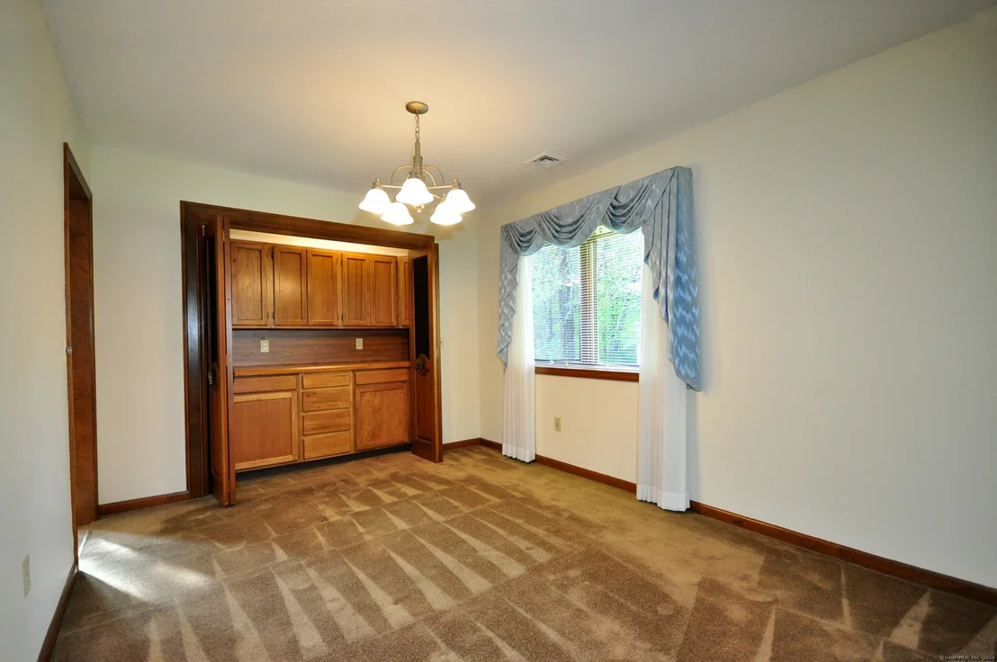 Photo of 735 Avery Street
