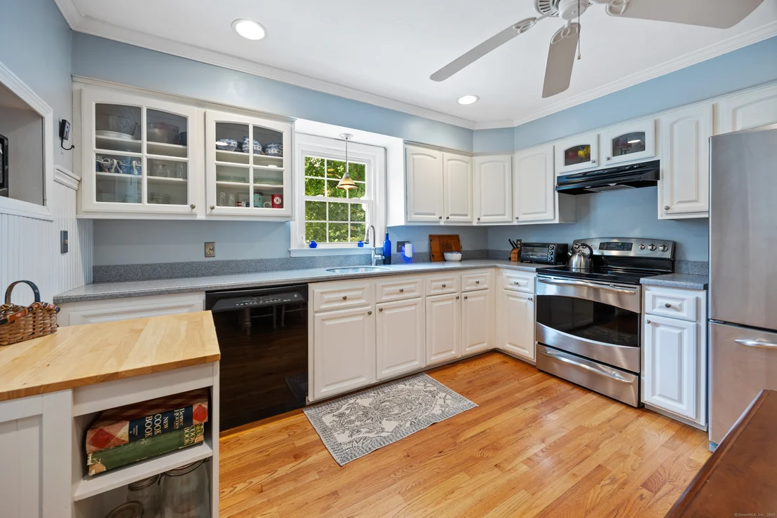 Photo of 57 Bennett Avenue
