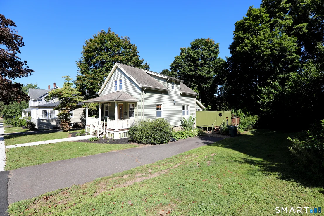 Photo of 11 Grant Avenue