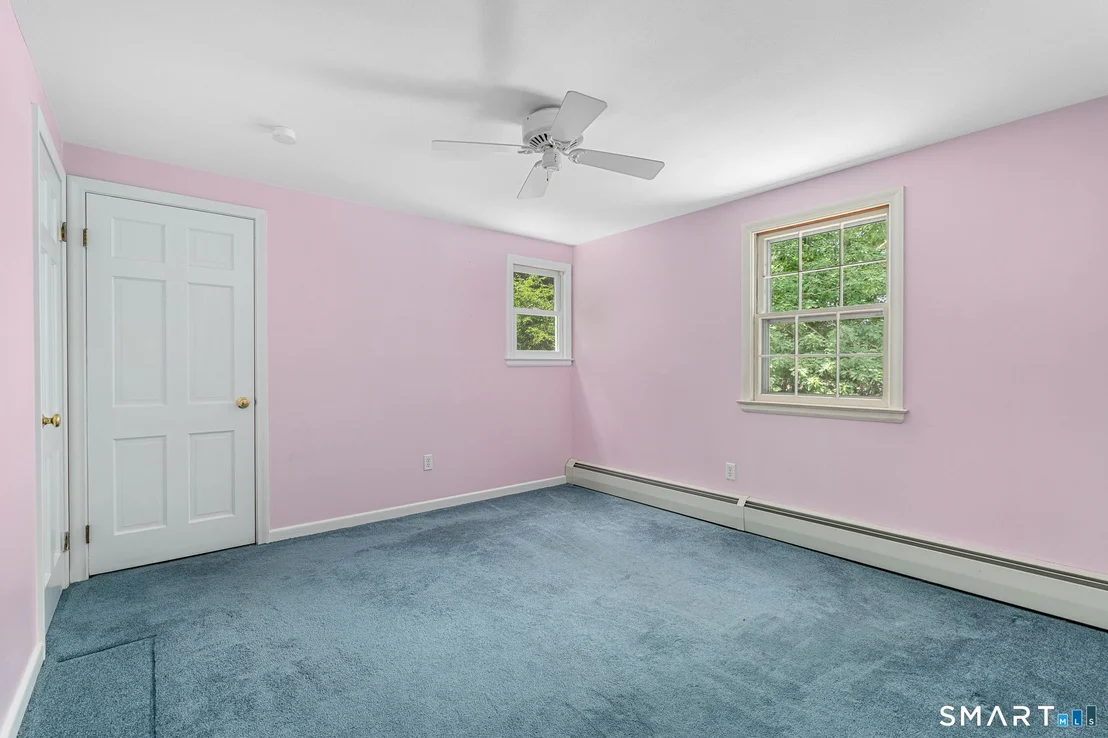 Photo of 38 Oak Ridge Drive