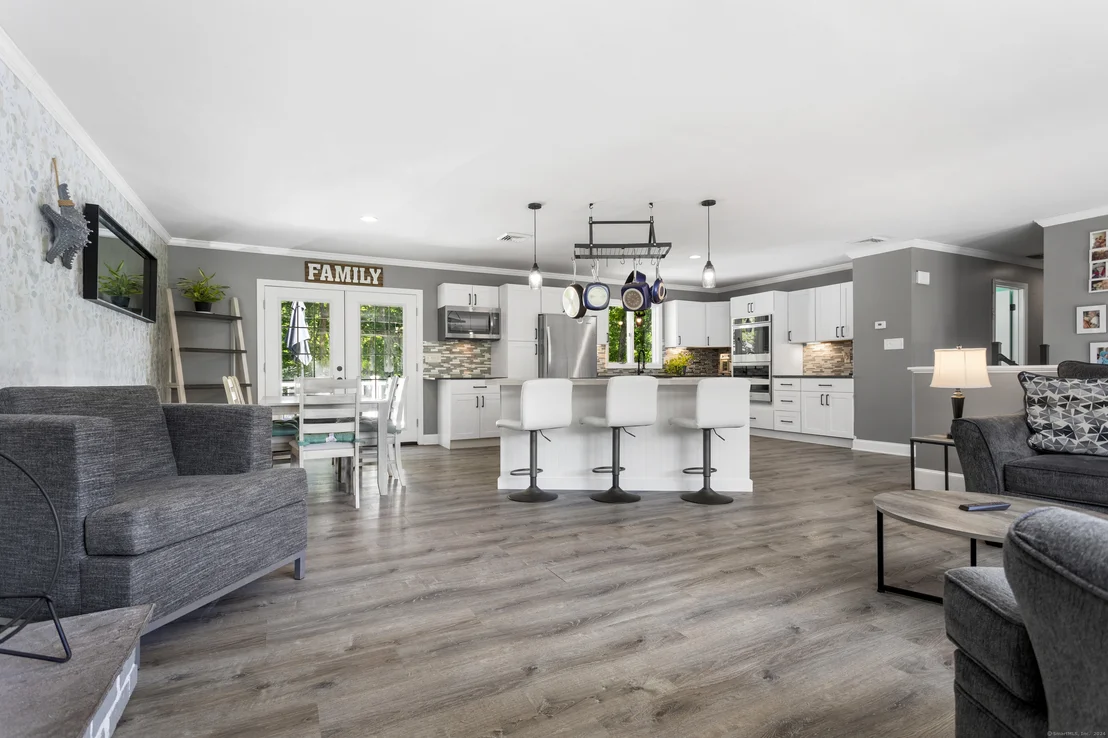 Photo of 461 Candee Road