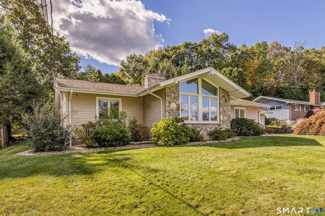 Photo of 48 Meadow Lane