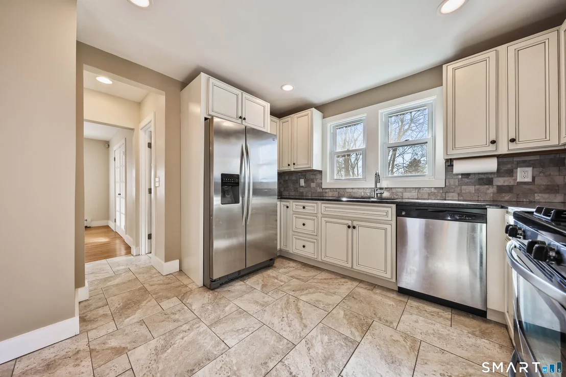 Photo of 116 Hillside Avenue