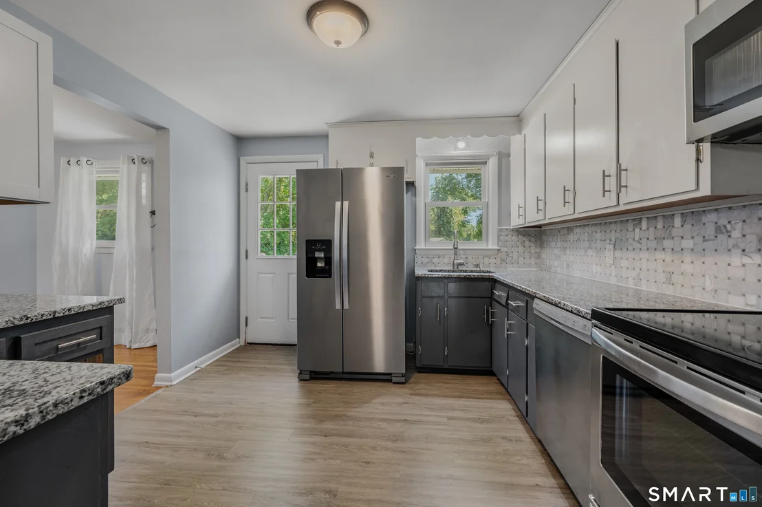 Photo of 26 Lamphere Road