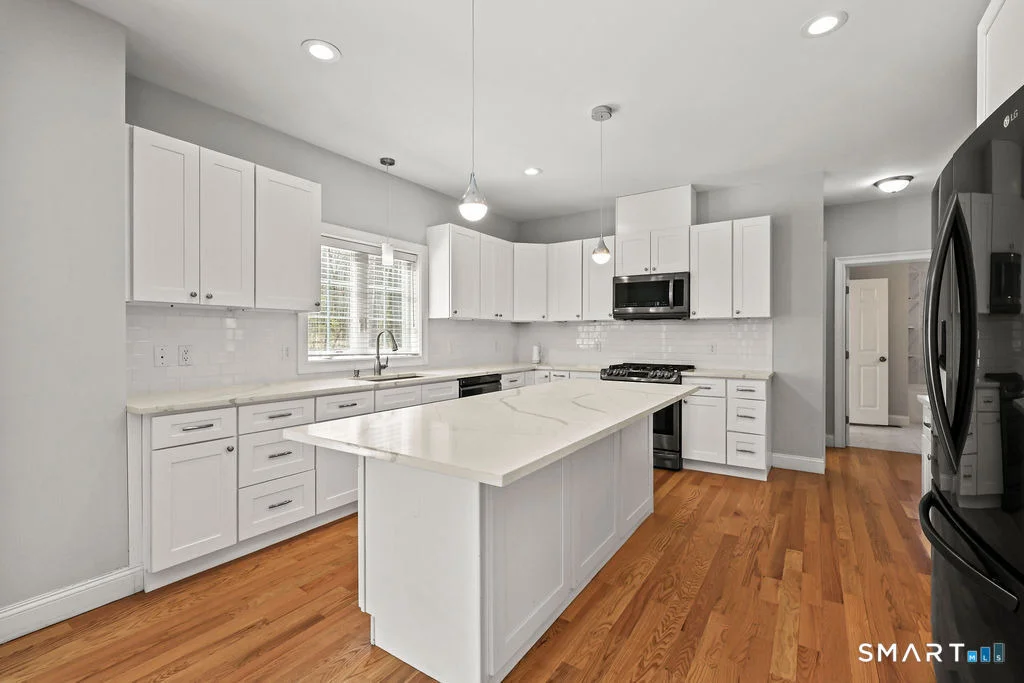 Photo of 359 Hammertown Road
