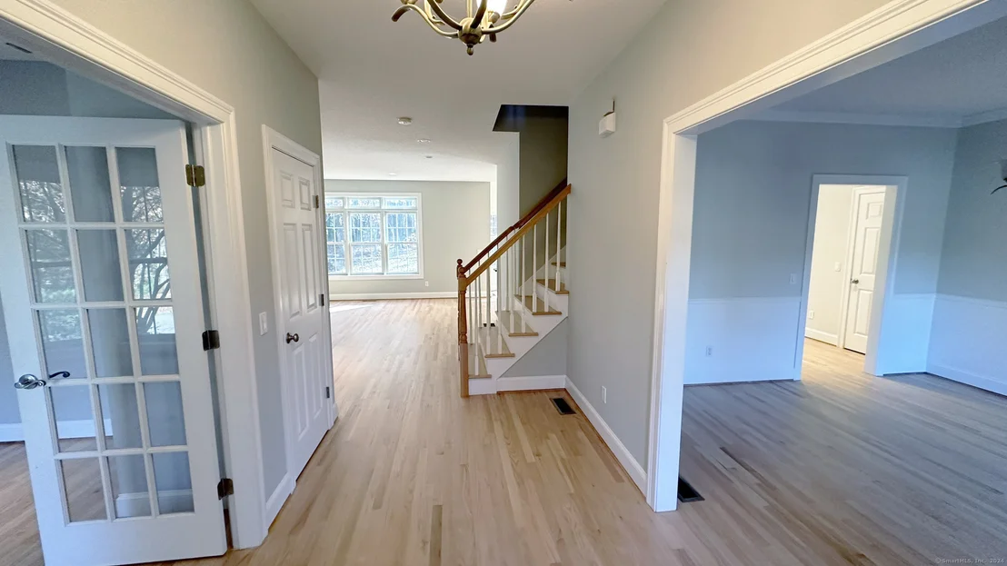 Photo of 10 Azalea Lane