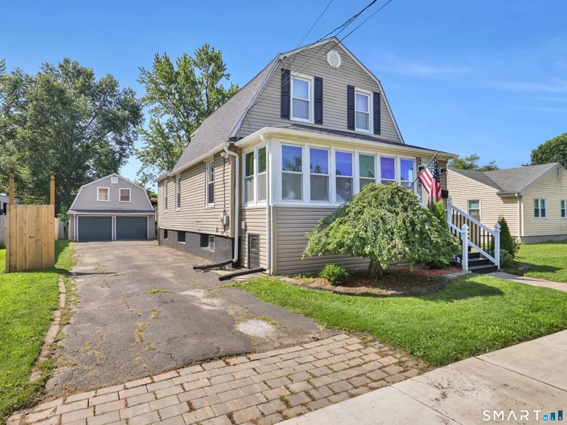Photo of 349 Nott Street