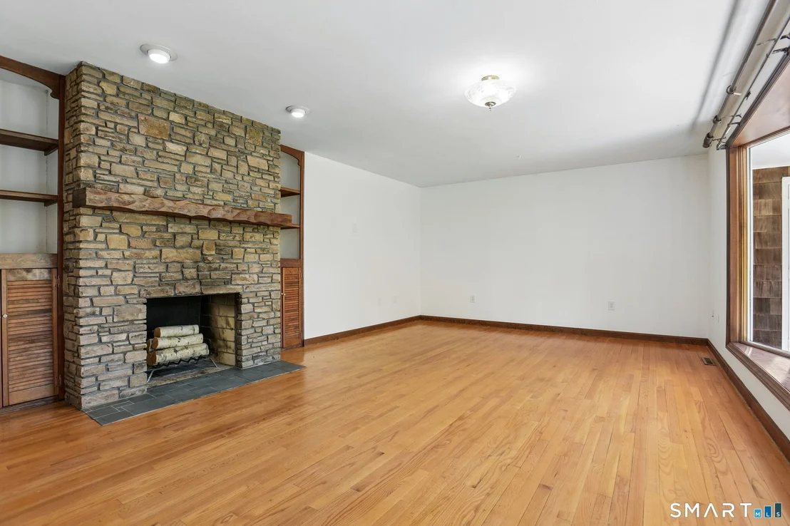 Photo of 10 Chris Drive