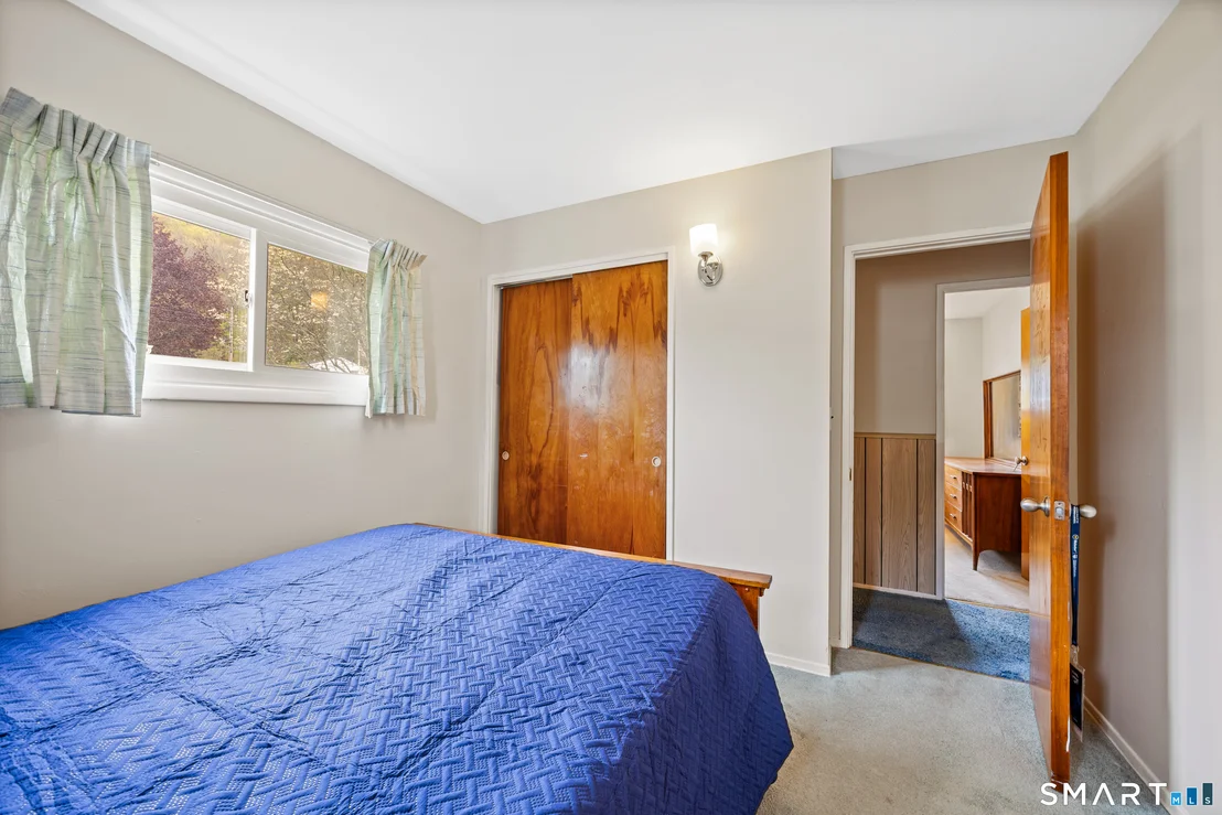 Photo of 44 Beacon Manor Road