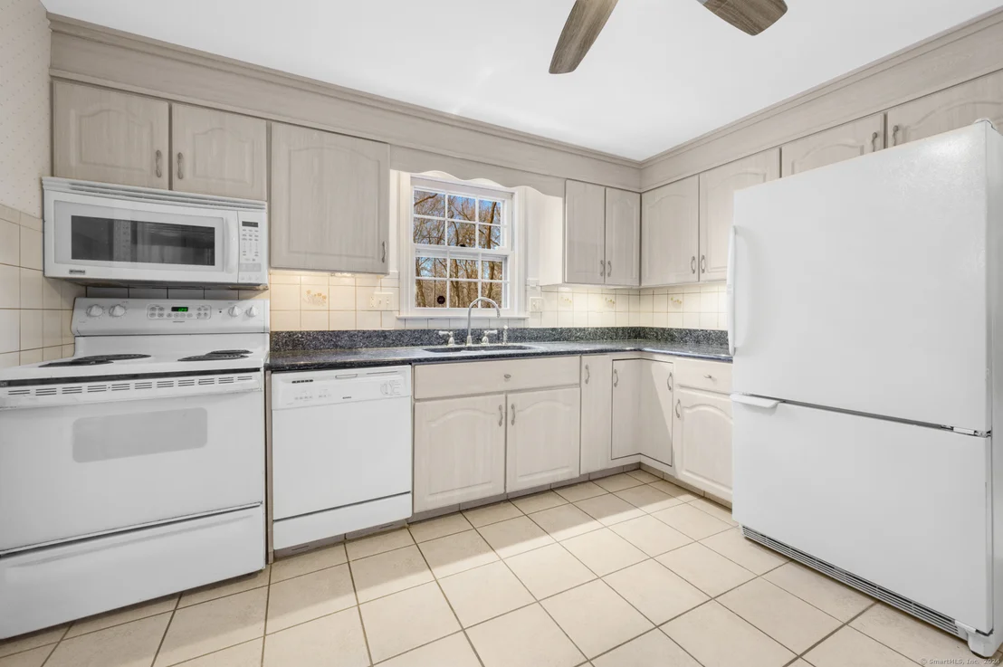 Photo of 8 Valley View Drive