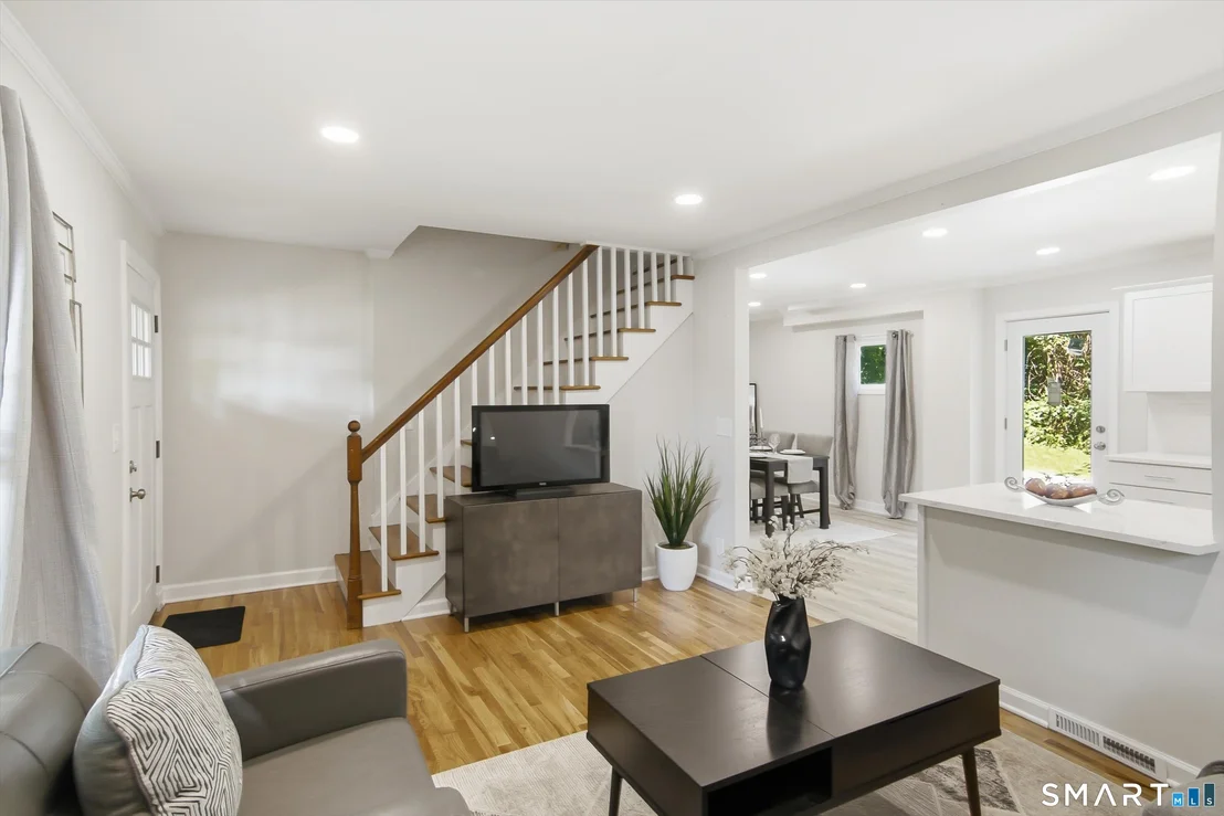 Photo of 16 Deepwood Drive