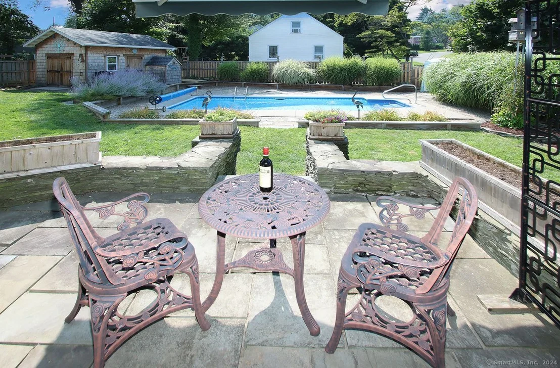 Photo of 33 Vineyard Road