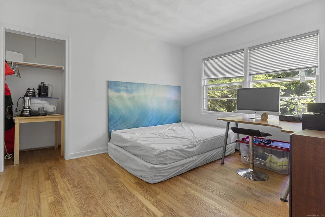 Photo of 39 Taft Circle