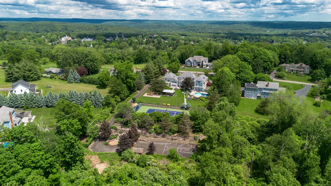 Photo of 10 Old Castle Drive