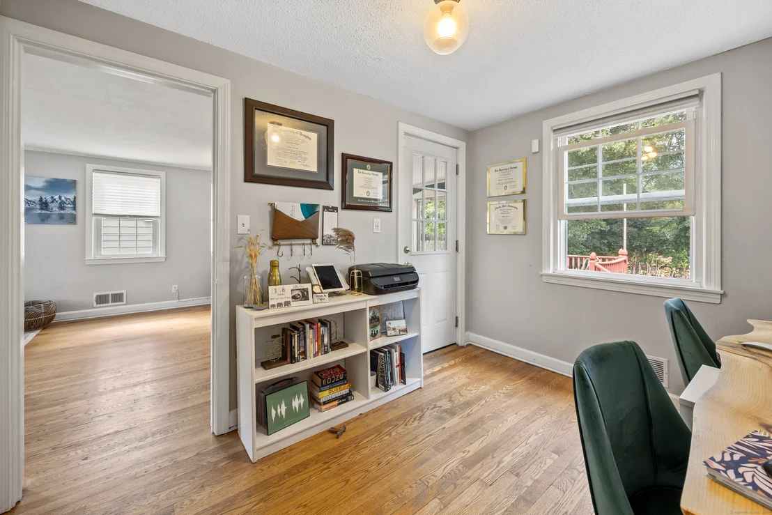 Photo of 165 Beverly Road