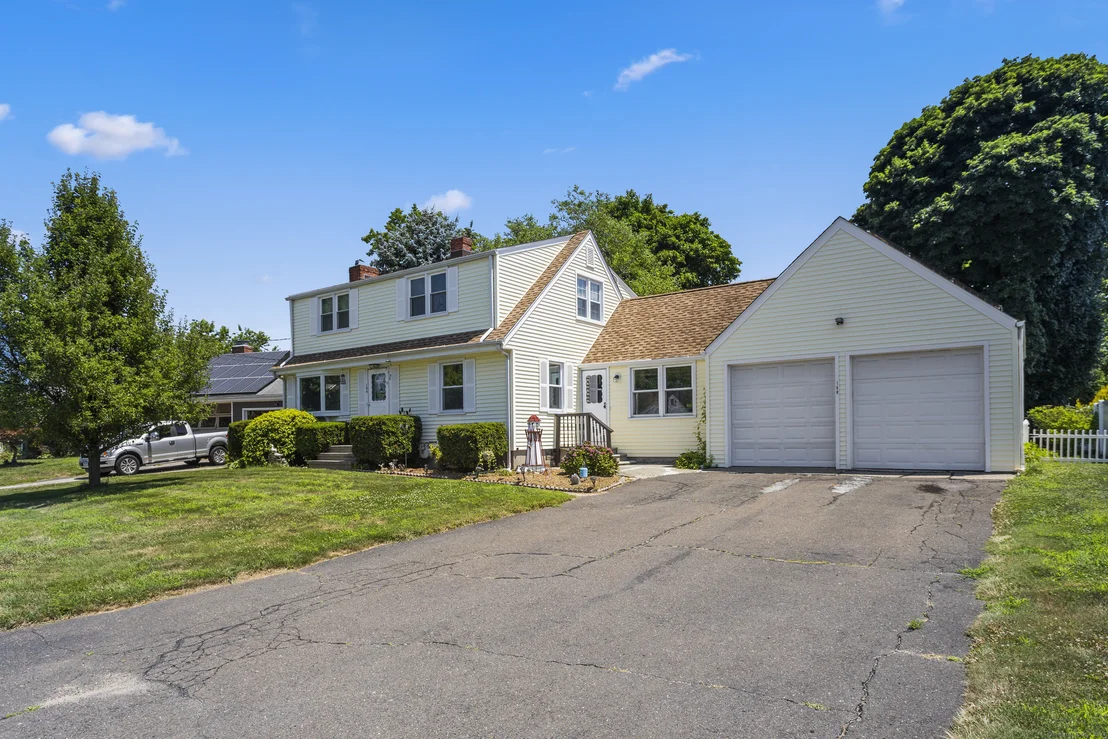 Photo of 150 Walnut Street