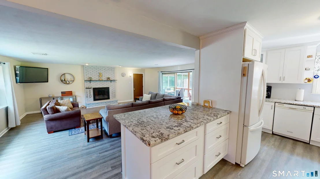 Photo of 341 Sharon Drive