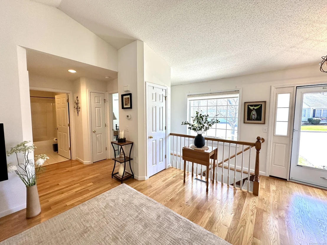 Photo of Unit 4 at 4 Glenbrook Drive