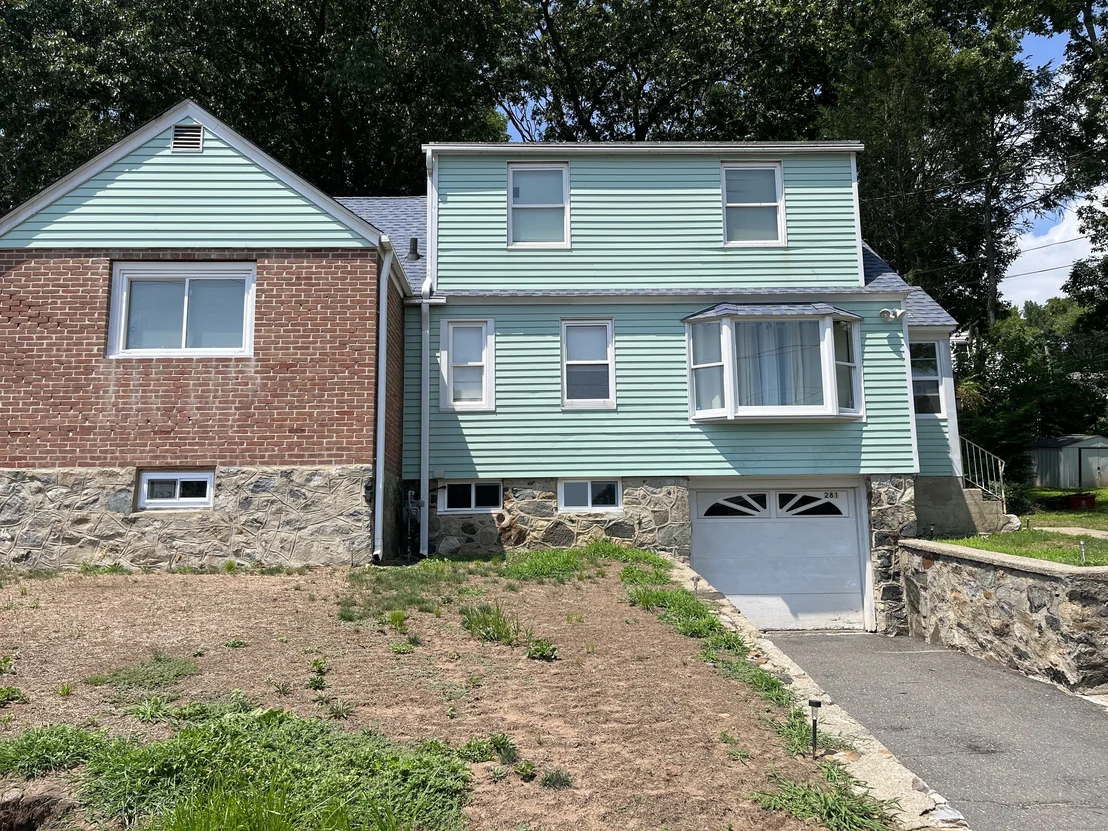 Photo of 281 Mill Plain Avenue
