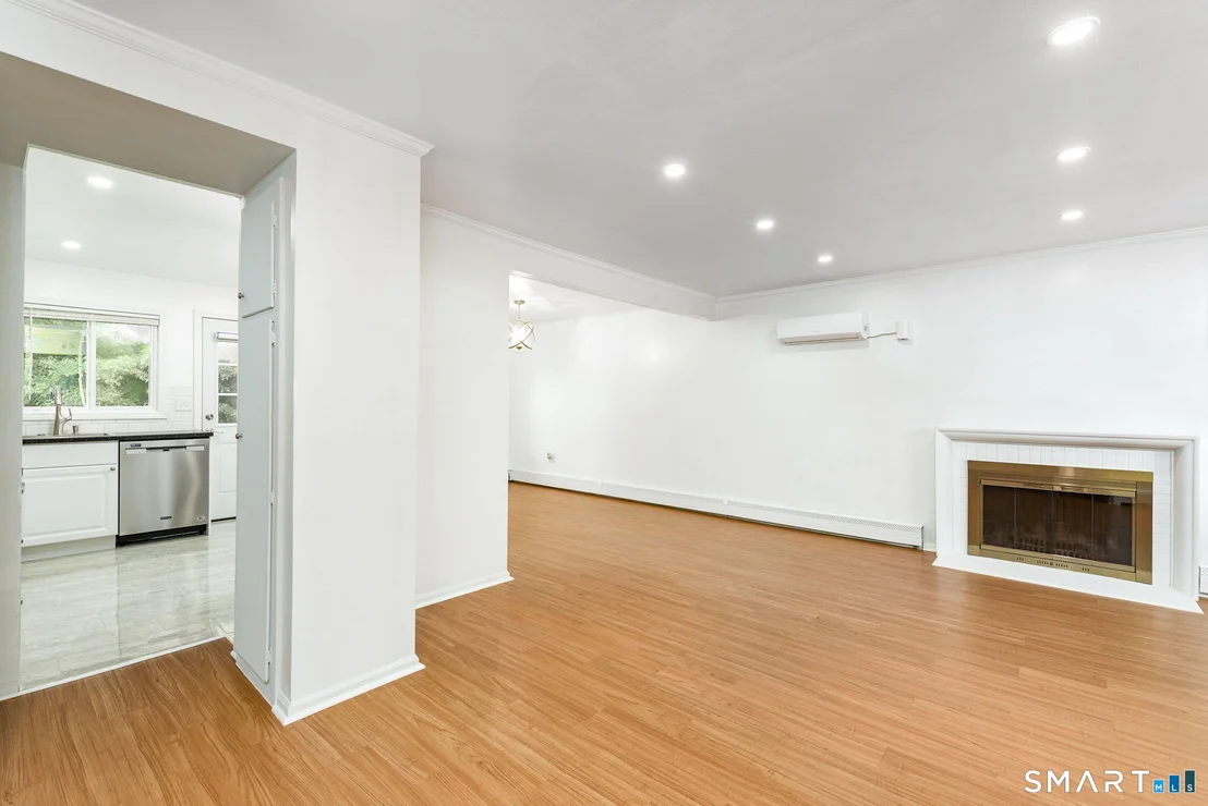 Photo of 34 Grande Avenue