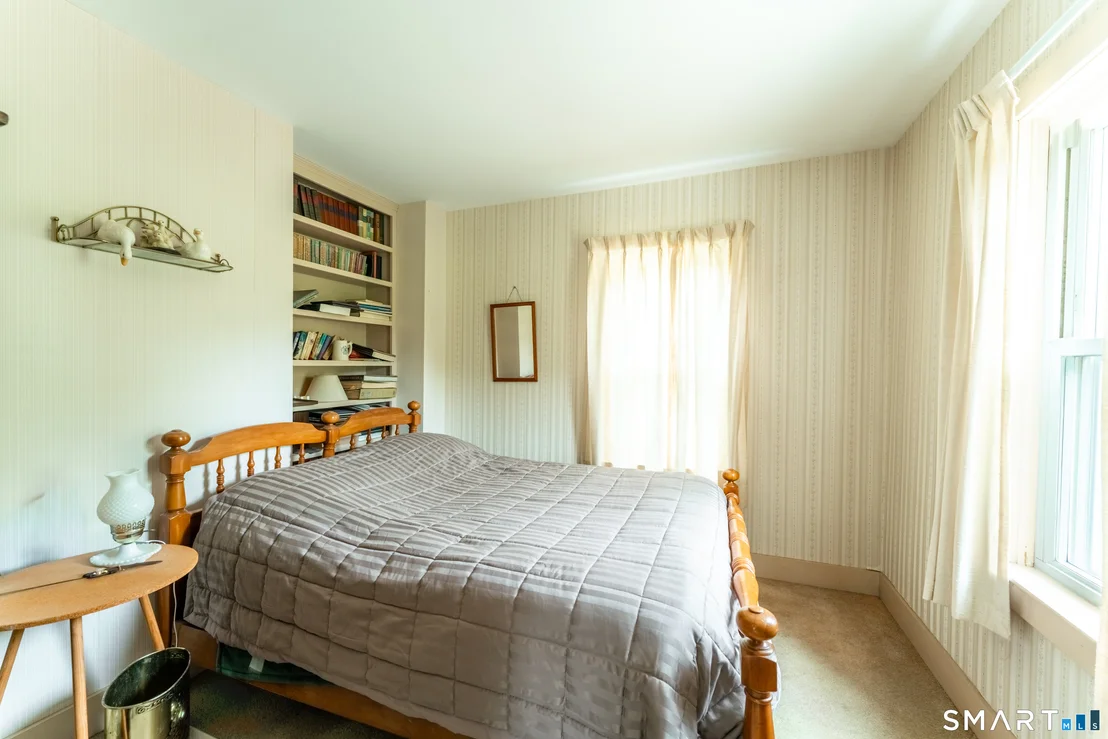 Photo of 973 Hampton Road