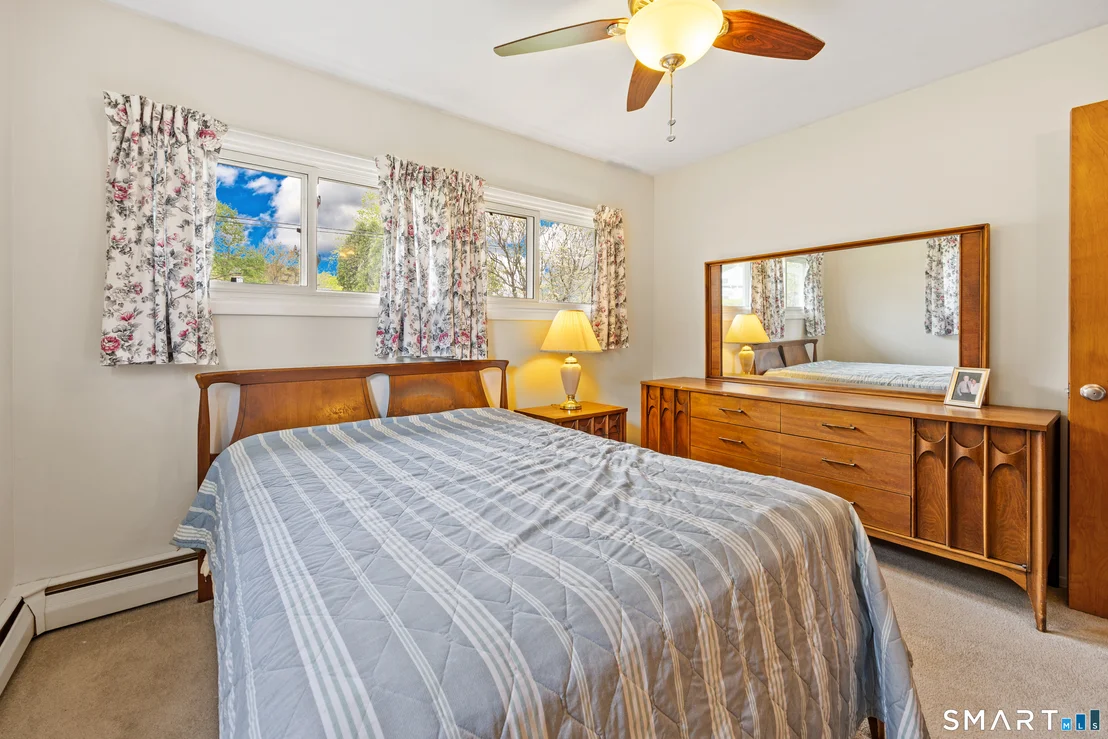 Photo of 44 Beacon Manor Road