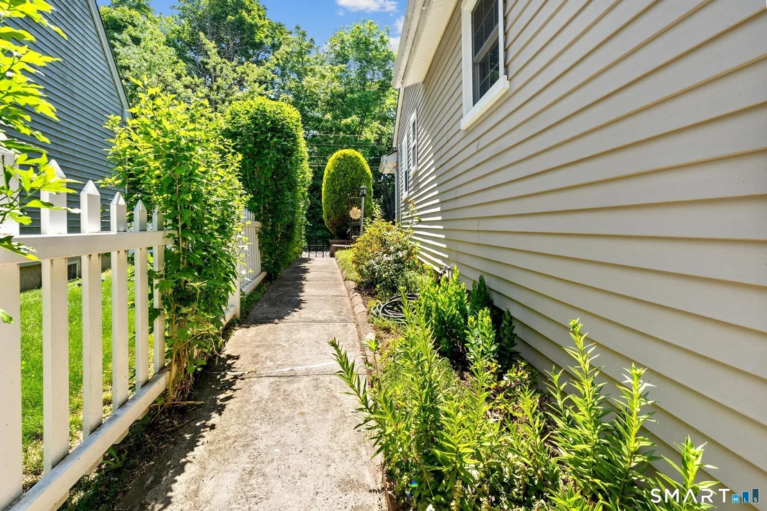 Photo of 16 Grieb Trail