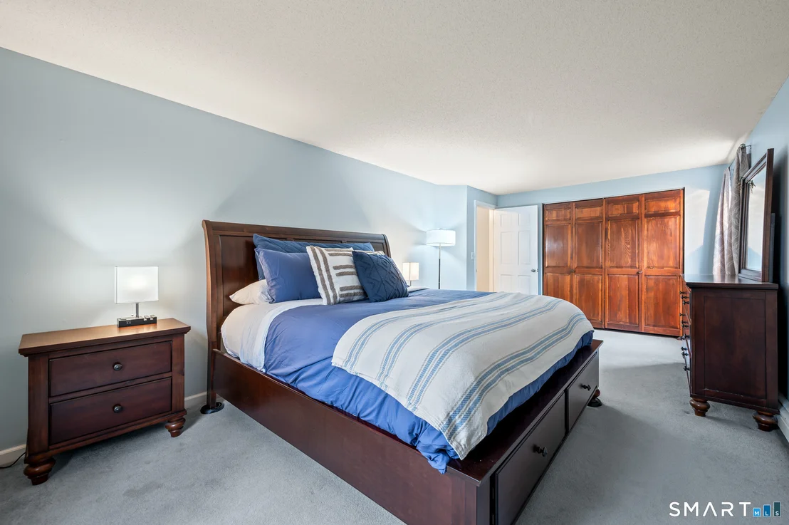 Photo of 146 Lakeside Drive