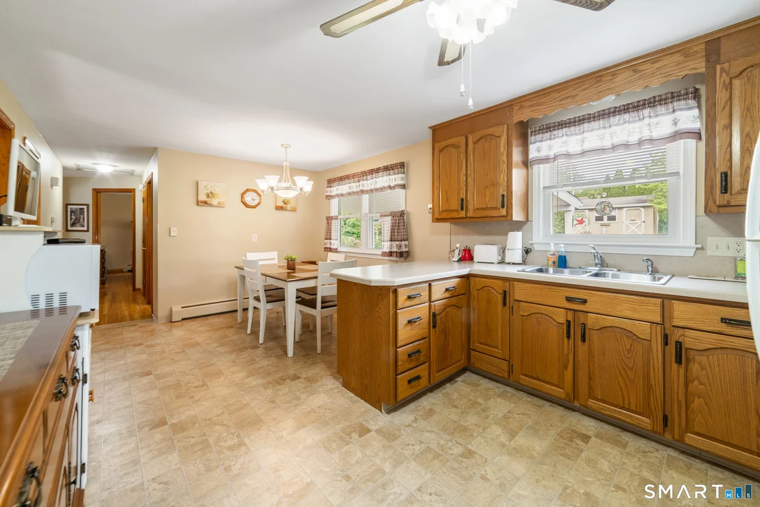 Photo of 43 Danbury Lane