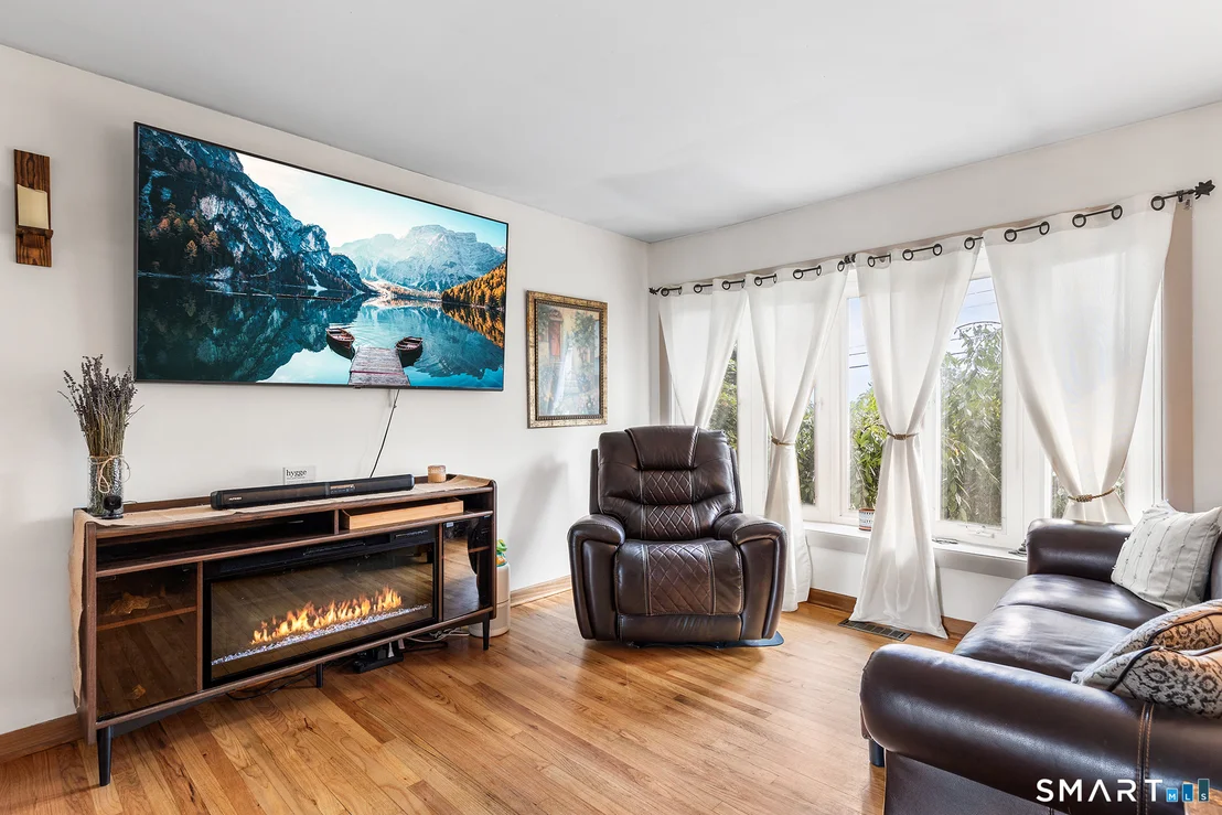 Photo of 9 Glenridge Drive