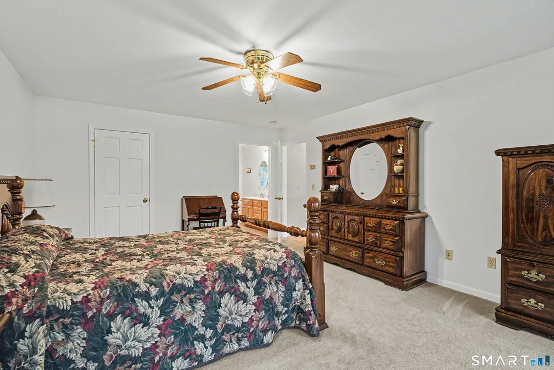 Photo of 12 Fox Run