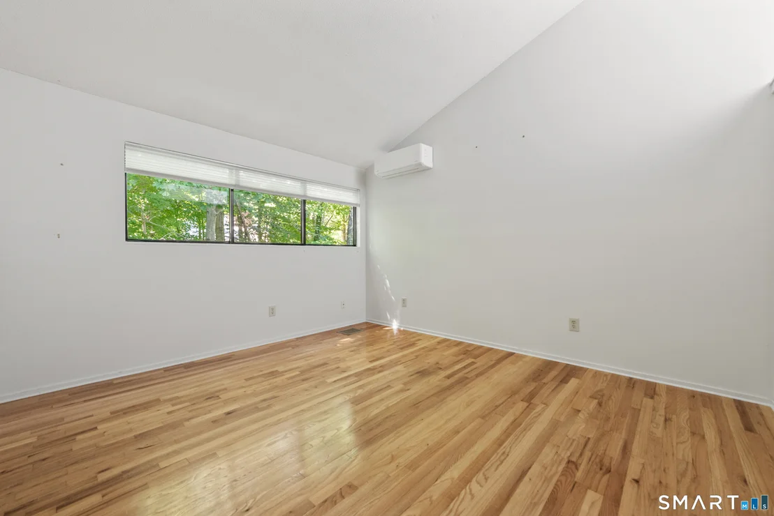 Photo of 48 Russett Drive