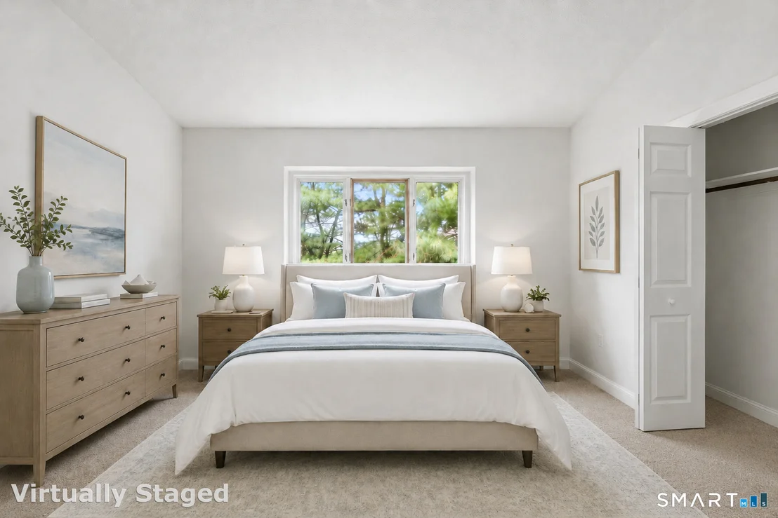 Photo of Unit 17 at 827 Oronoke Road