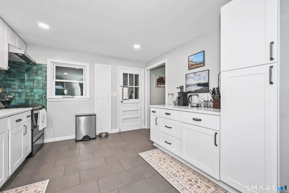 Photo of 124 Blackberry Hill Road