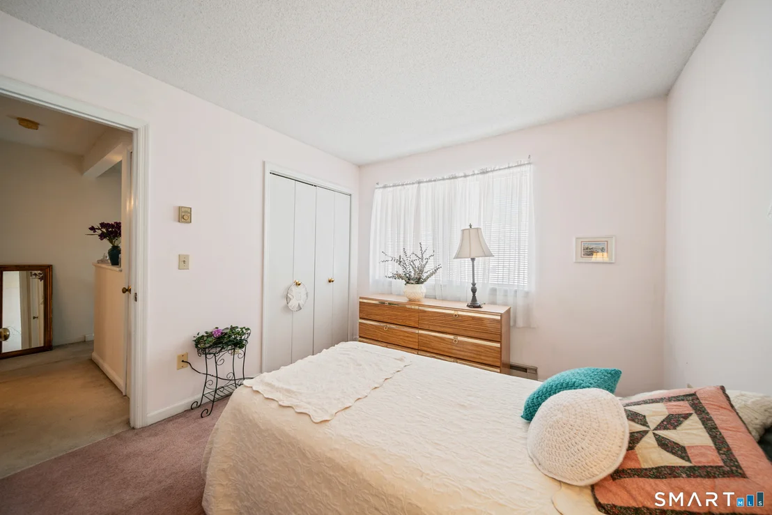 Photo of Unit 13C at 925 Oronoke Road
