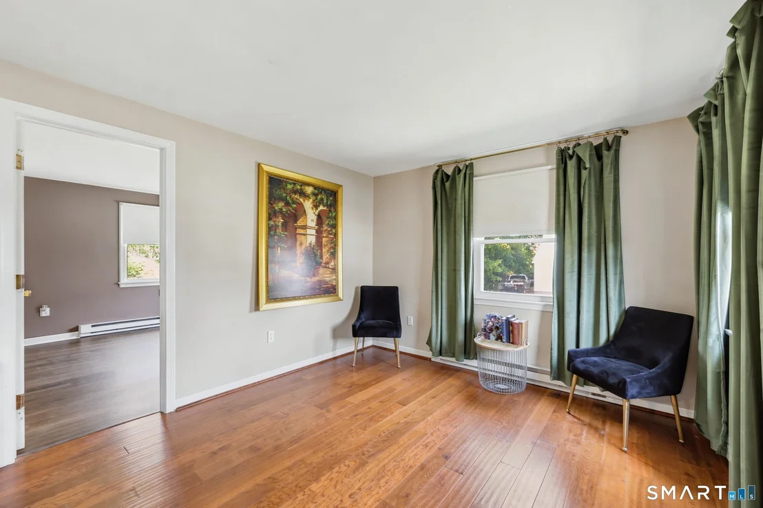 Photo of 124 Jordan Lane