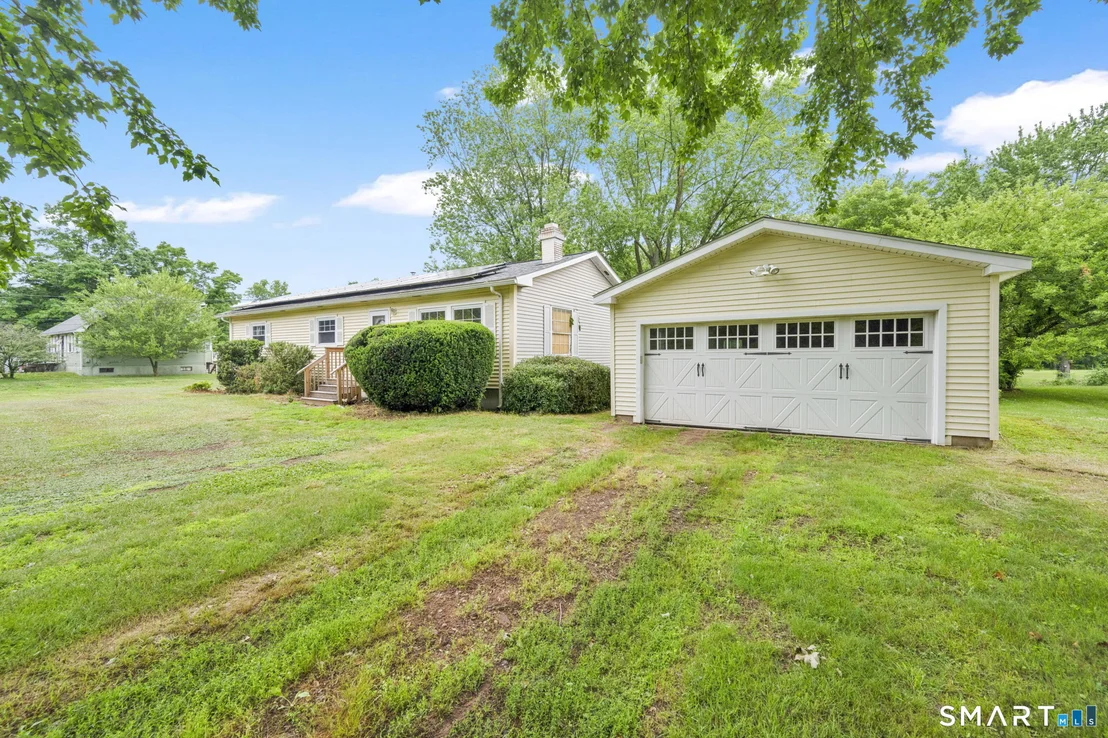 Photo of 64 Hoffman Road