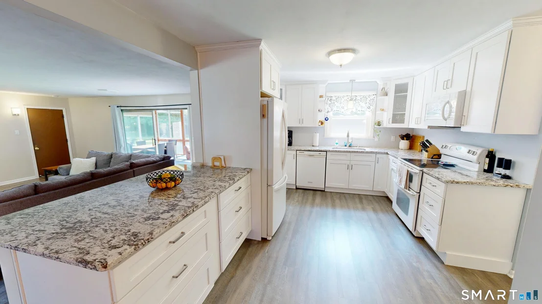 Photo of 341 Sharon Drive
