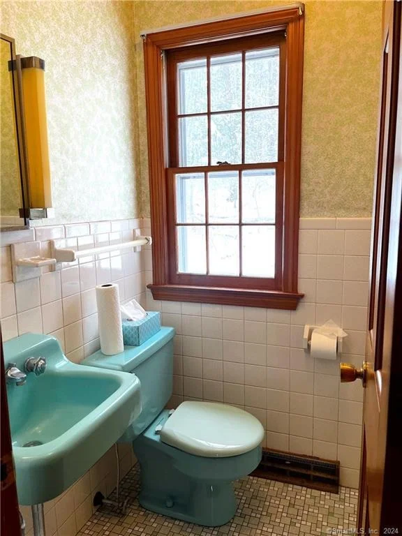 Photo of 280 Root Road