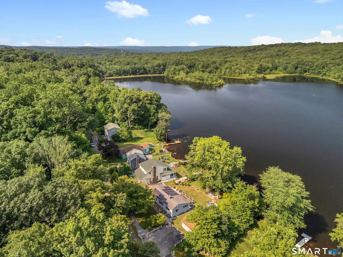 Photo of 51 Lakeview Drive
