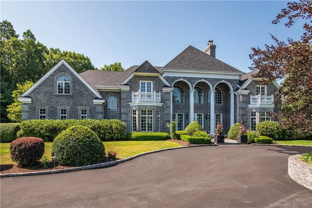 Photo of 40 Winthrop Drive