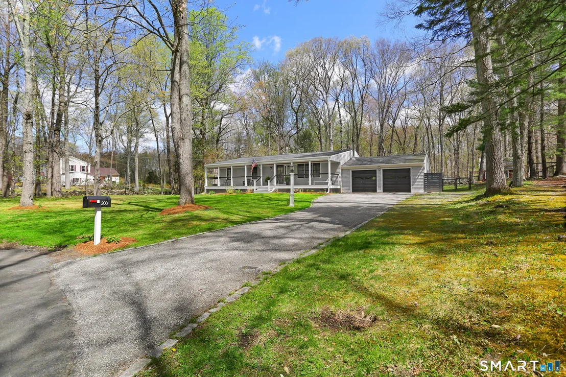 Photo of 208 Wildflower Lane