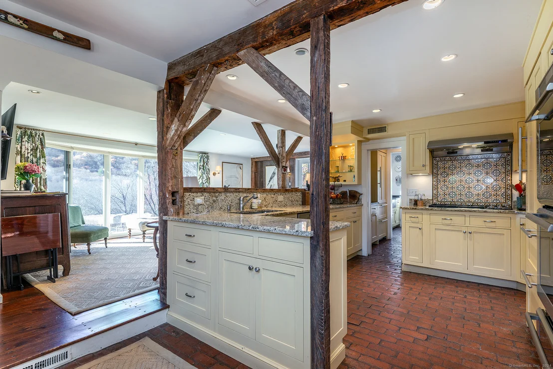 Photo of 409 Nettleton Hollow Road