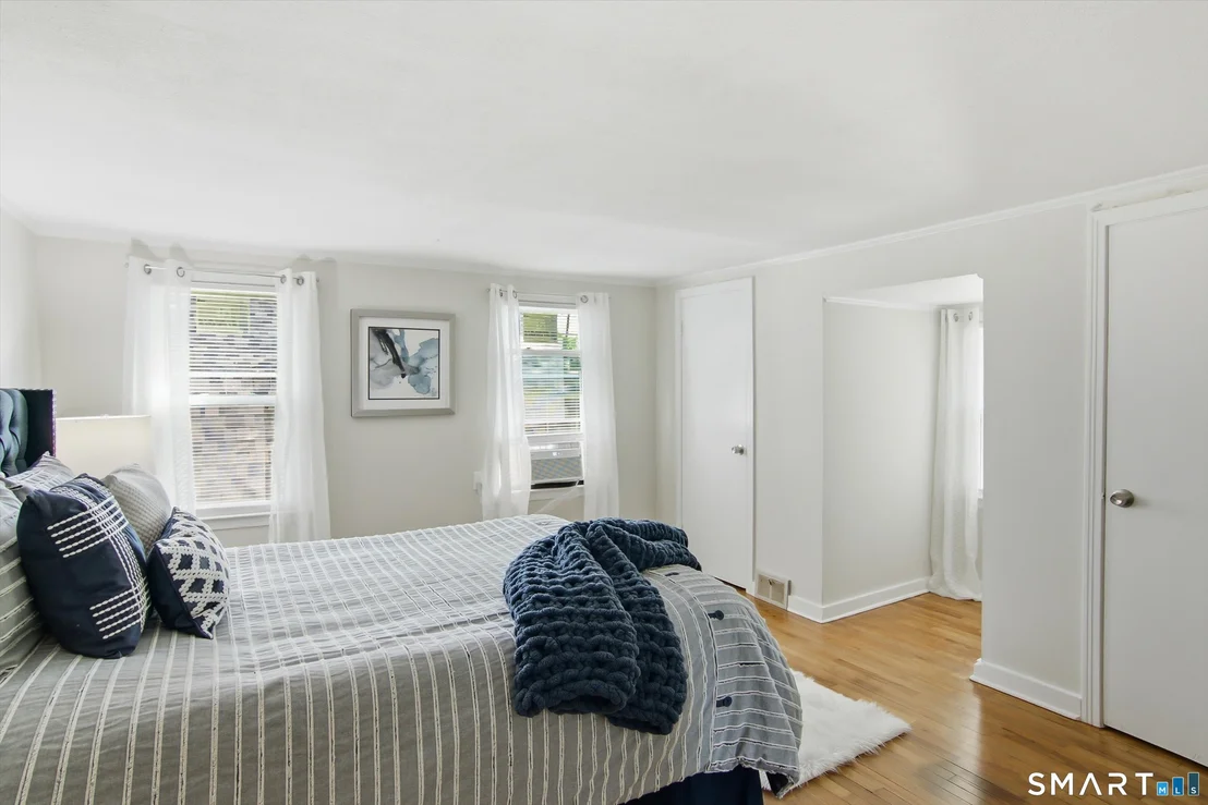Photo of 16 Deepwood Drive