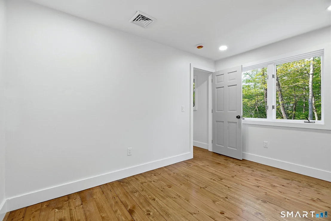 Photo of 136 Goose Hill Road