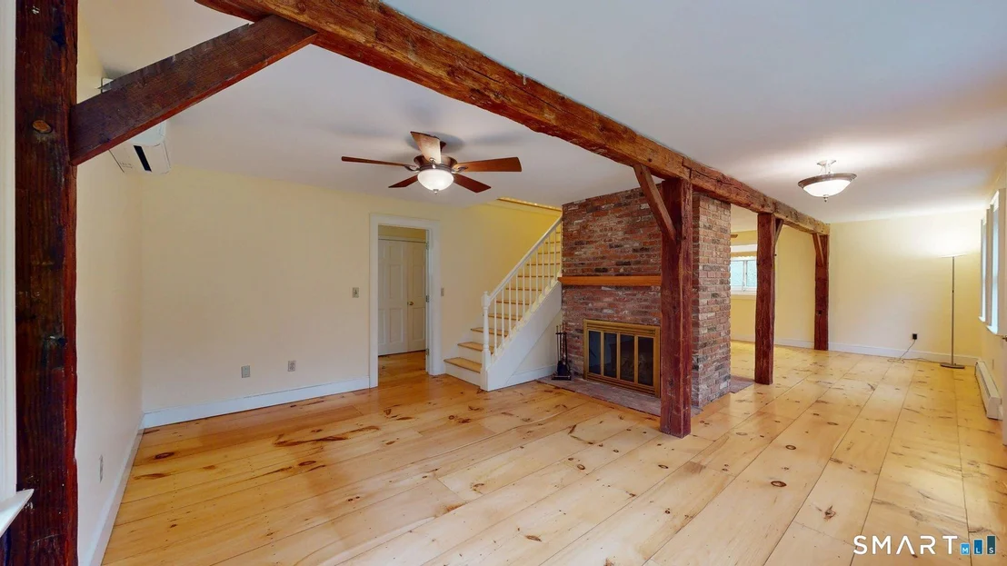 Photo of 598 East Street